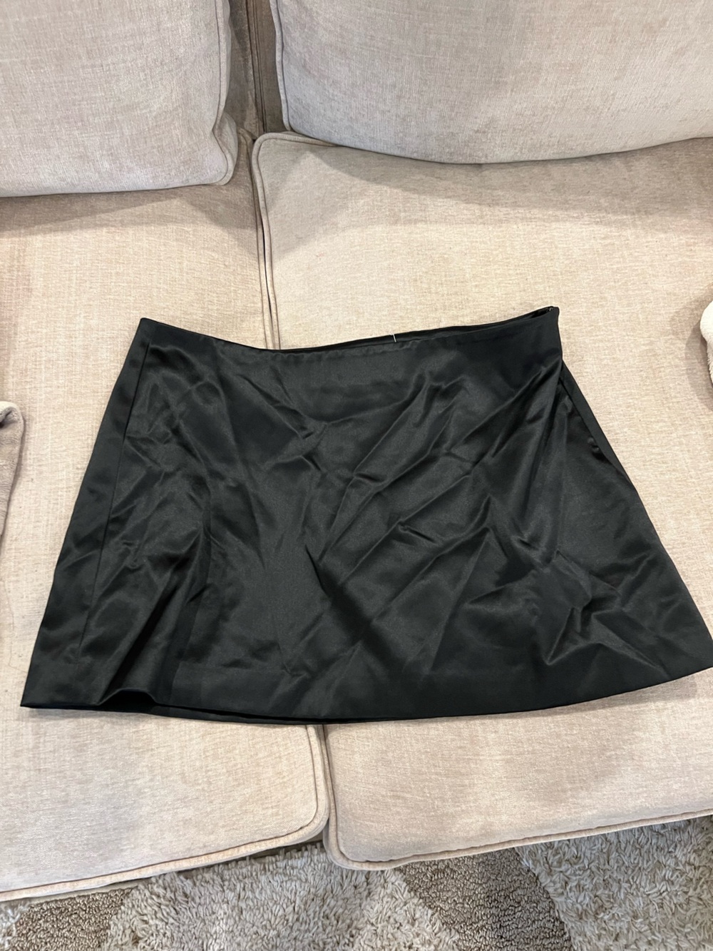GAP Black Satin A-line Mini Skirt (16)